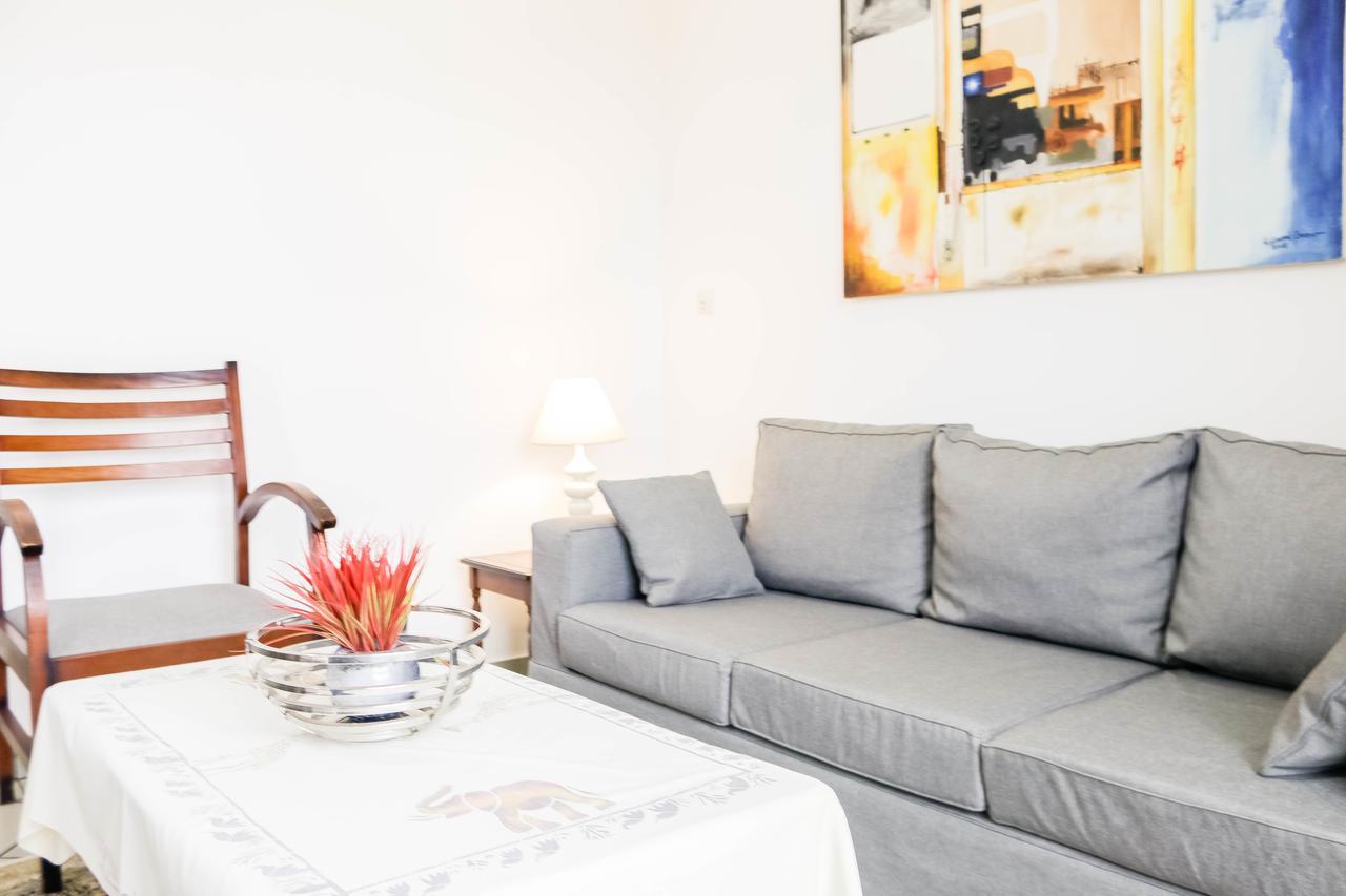 Tchero Appartement 1 Дуала Экстерьер фото