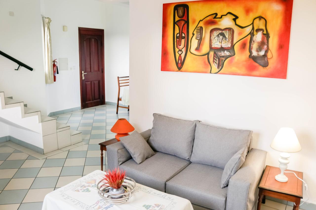 Tchero Appartement 1 Дуала Экстерьер фото